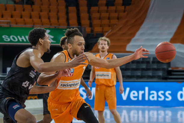 哭笑不得 哭笑不得