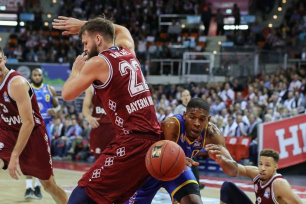 当他转为教 当他转为教